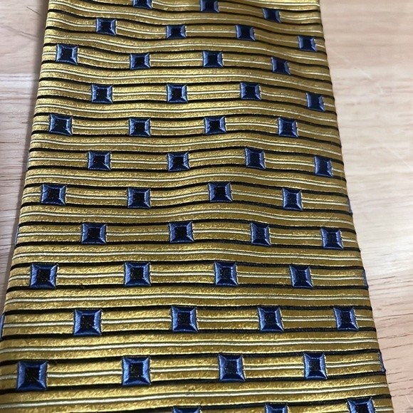 Mark Shale Gold and Navy Blue Patterned Tie Necktie 100% Silk - Picture 6 of 6